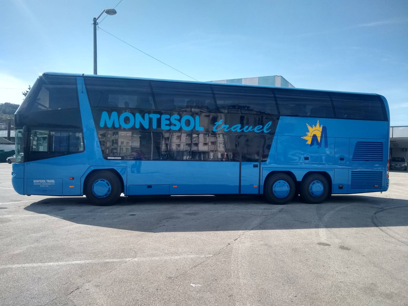 Neoplan Skyliner autobus spolja