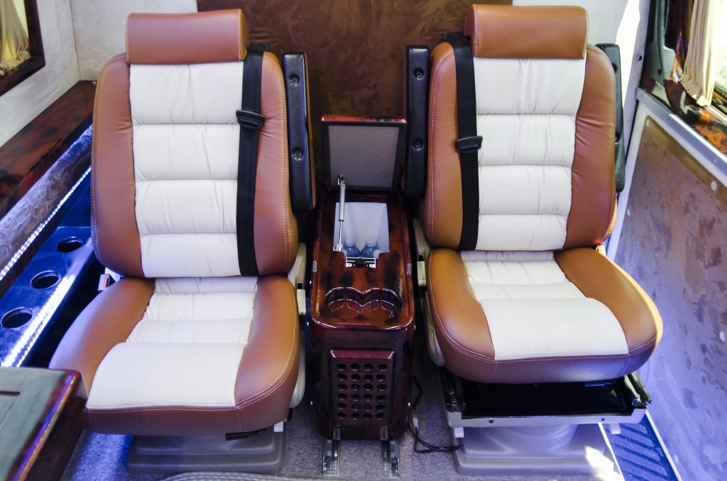 Oprema VIP Mercedes Sprinter kombija